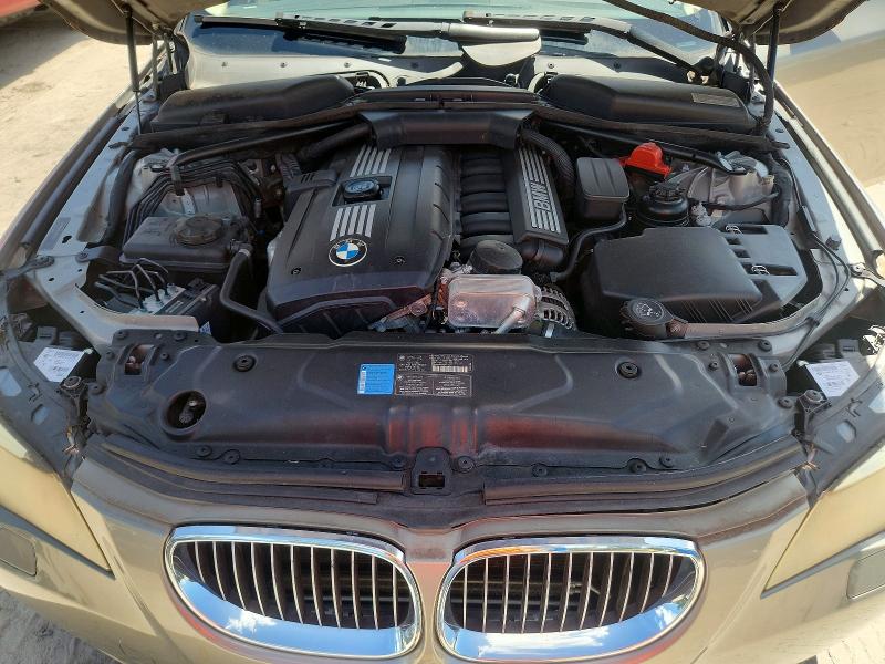 Photo 11 from auction – 2010 BMW 528 with VIN WBANU5C56AC365472