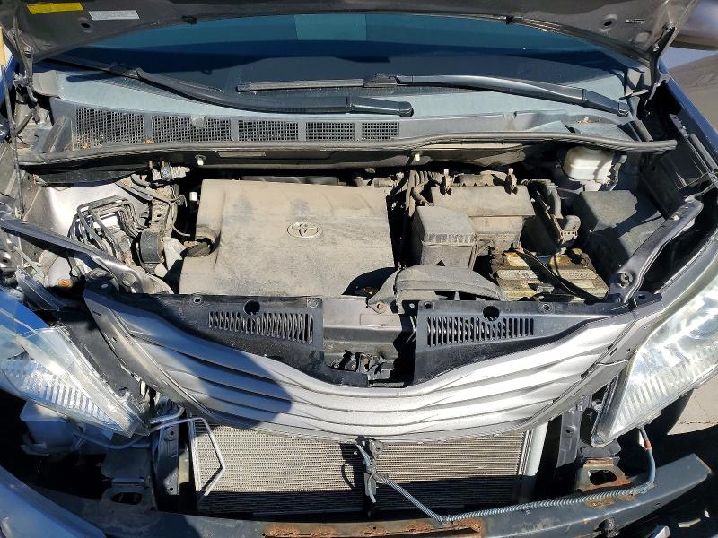 Снимка 11 от търг – 2011 TOYOTA SIENNA с VIN 5TDDK3DC3BS029235