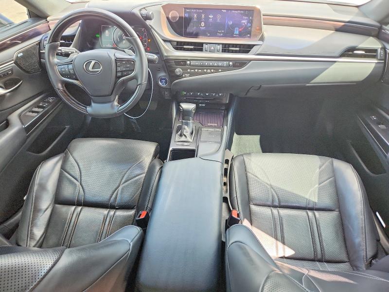 Zdjęcie 8 z aukcji – 2020 LEXUS ES z VIN 58AE21B12LU007187