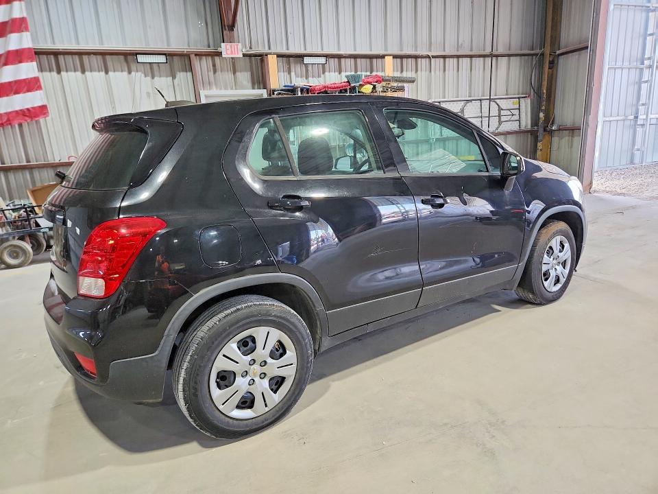 Photo 3 from auction – 2018 CHEVROLET TRAX with VIN 3GNCJKSB9JL320627