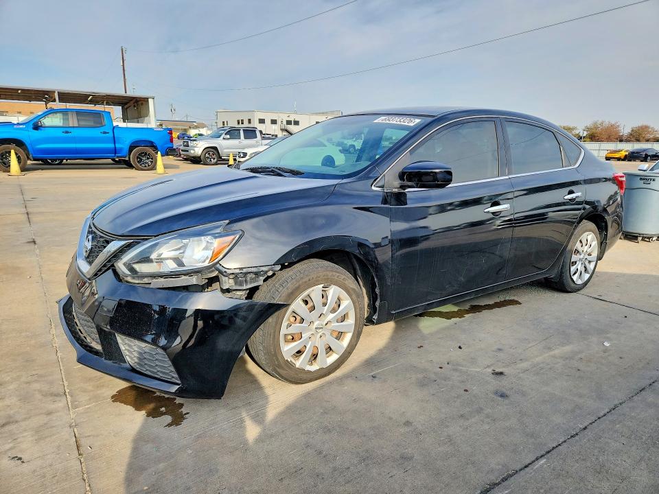 NISSAN SENTRA 2016 with VIN 3N1AB7APXGY289703 - Photo from auction