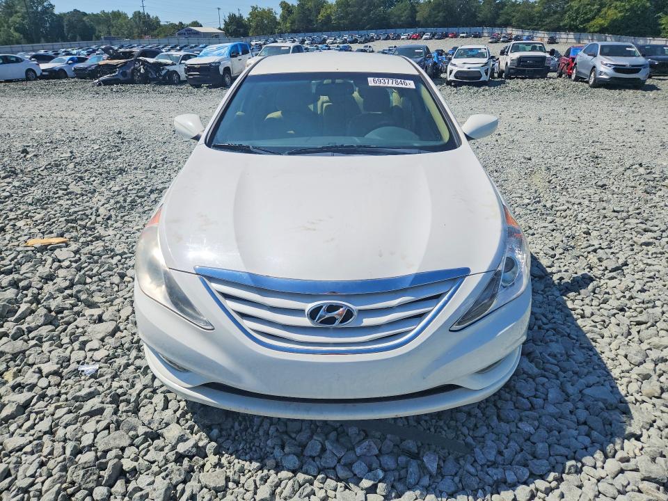 Photo 5 from auction – 2013 HYUNDAI SONATA with VIN 5NPEB4AC9DH801129