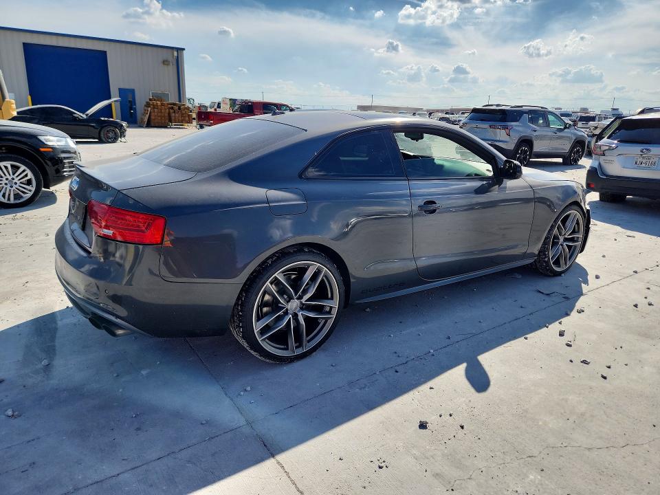 Снимка 3 от търг – 2016 AUDI S5 с VIN WAUC4AFR3GA010441