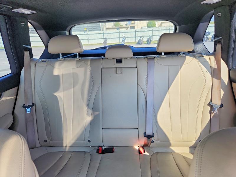 Фото 10 с аукциона – 2017 BMW X5 с VIN 5UXKR2C32H0X03917