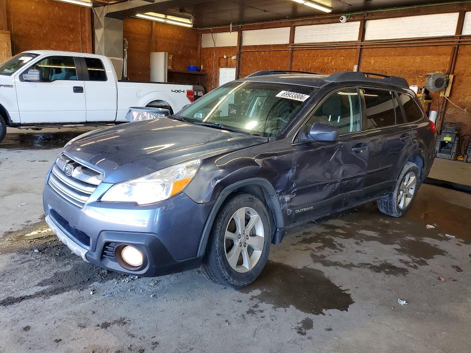 SUBARU OUTBACK 2014 with VIN 4S4BRBCC1E3320851 - Photo from auction