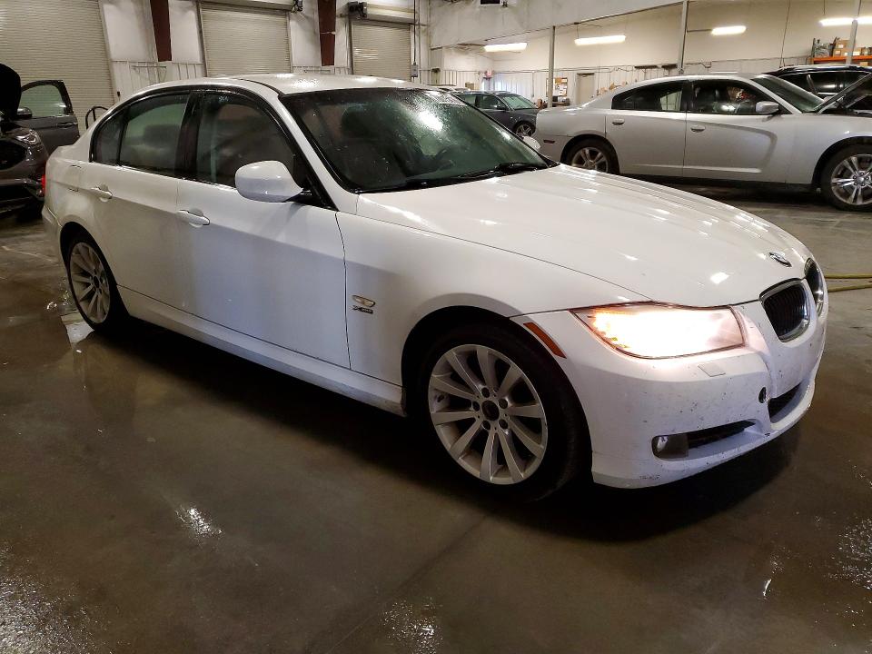 Zdjęcie 4 z aukcji – 2011 BMW 328 z VIN WBAPK7C57BA818344