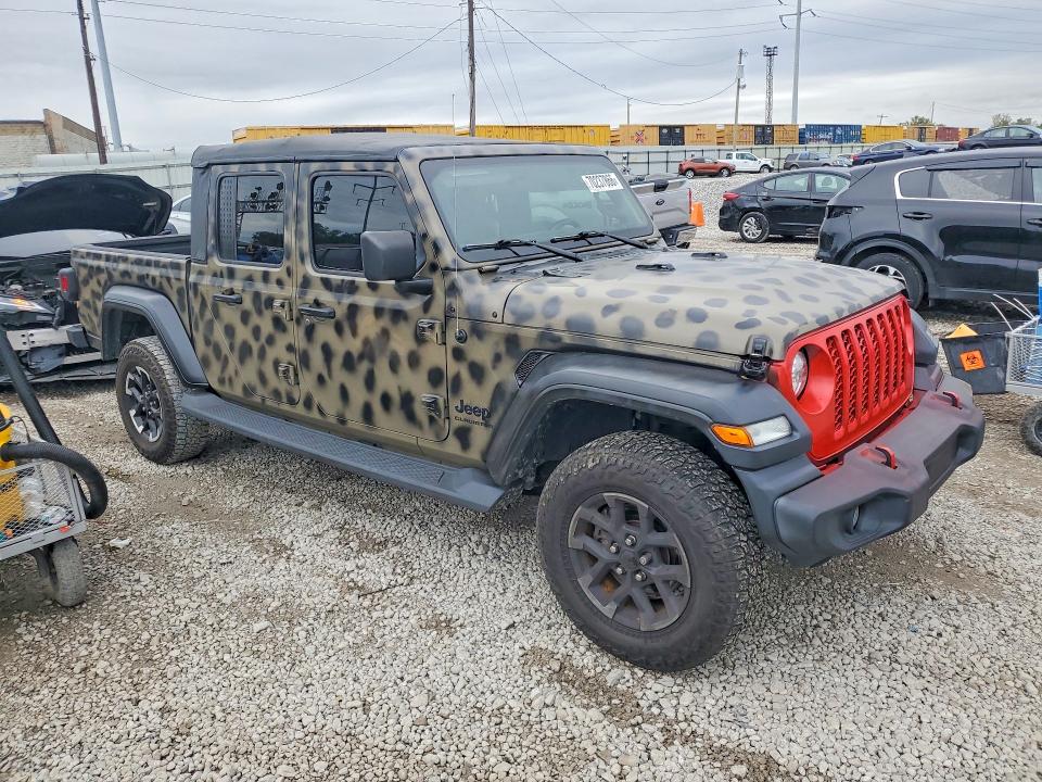 Снимка 4 от търг – 2020 JEEP GLADIATOR с VIN 1C6HJTAG1LL166390