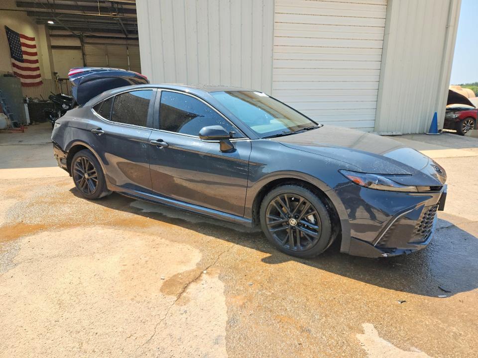 Foto 4 de la subasta – 2025 TOYOTA CAMRY con VIN 4T1DAACK6SU641209