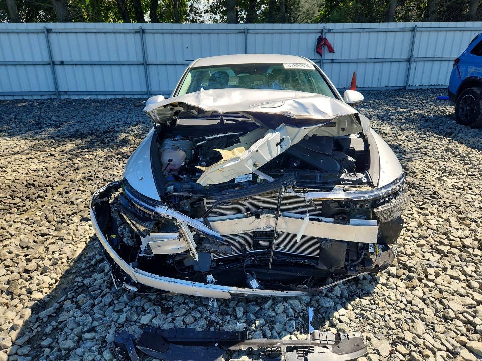 Снимка 5 от търг – 2025 HYUNDAI SONATA с VIN KMHL64JA3SA468534