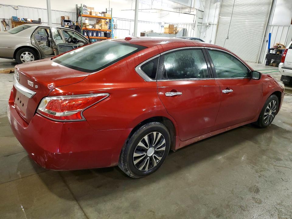 Photo 3 from auction – 2015 NISSAN ALTIMA with VIN 1N4AL3AP0FC428978