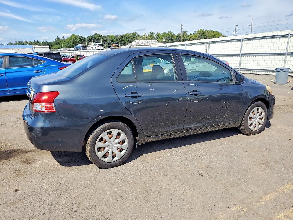 Photo 3 from auction – 2011 TOYOTA YARIS with VIN JTDBT4K30B1409112