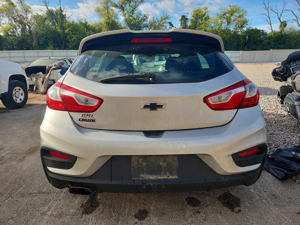 Photo 6 from auction – 2018 CHEVROLET CRUZE with VIN 3G1BE6SM3JS518460