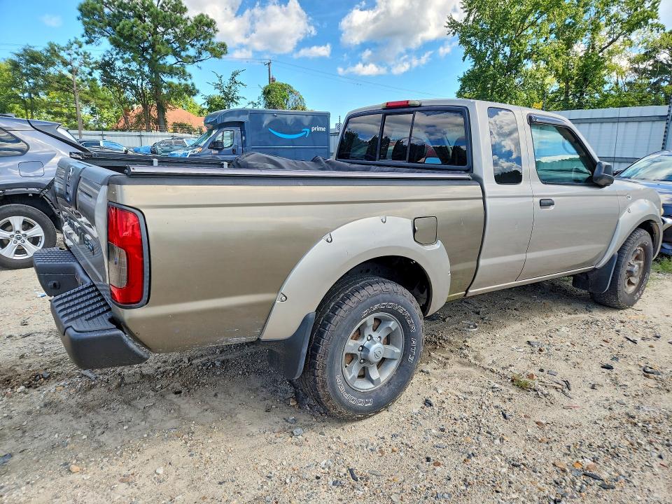 Photo 3 from auction – 2004 NISSAN FRONTIER with VIN 1N6ED26Y34C433252