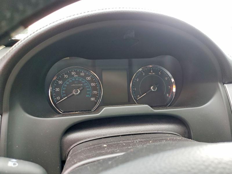 Photo 9 from auction – 2015 JAGUAR XF with VIN SAJWA0FS5FPU80425