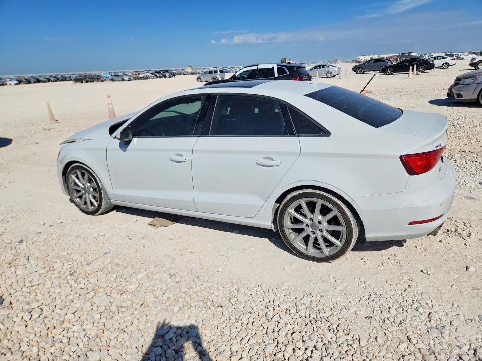 Снимка 2 от търг – 2016 AUDI A3 с VIN WAUA7GFF7G1023846