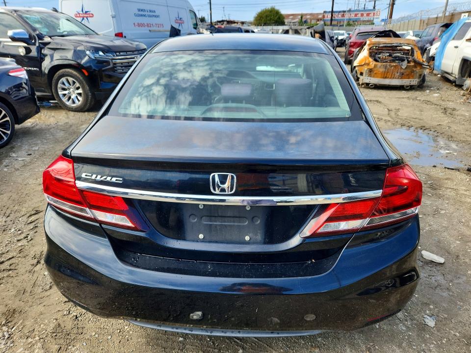 Foto 6 de la subasta – 2014 HONDA CIVIC con VIN 19XFB2F59EE222358