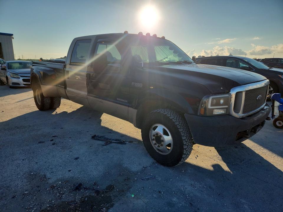 Photo 4 from auction – 2000 FORD F350 with VIN 1FTWW32F9YEA07796