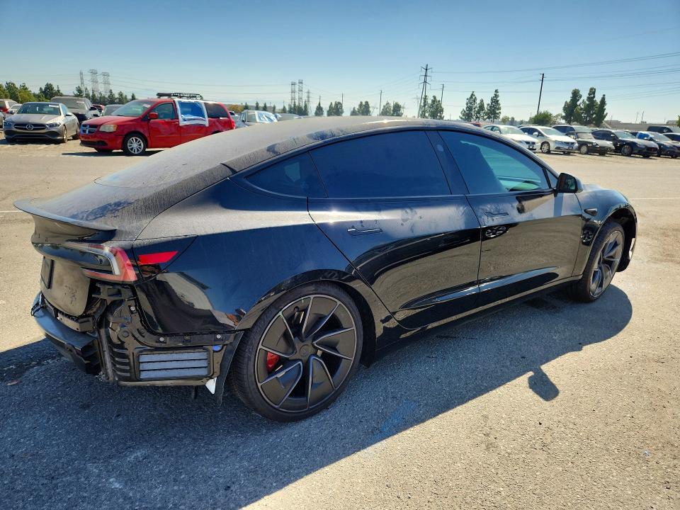 Снимка 3 от търг – 2026 TESLA MODEL 3 с VIN 5YJ3E1ET6TF164396