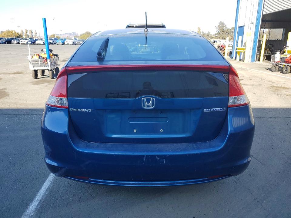 Photo 6 from auction – 2011 HONDA INSIGHT with VIN JHMZE2H79BS010294