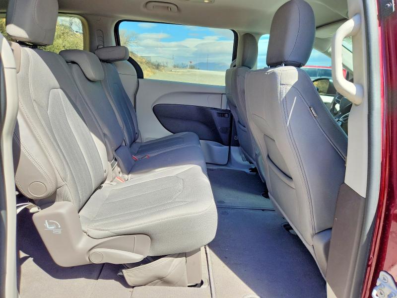 Photo 10 from auction – 2017 CHRYSLER PACIFICA with VIN 2C4RC1CGXHR509124