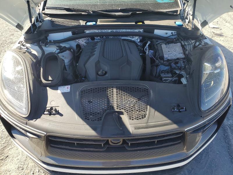 Фото 11 с аукциона – 2024 PORSCHE MACAN с VIN WP1AA2A58RLB03426