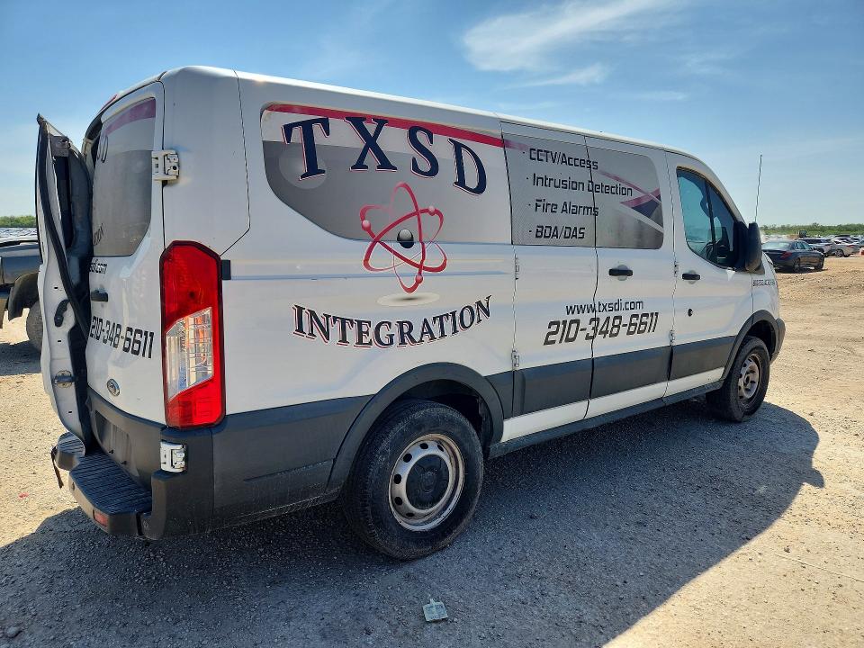 Photo 3 from auction – 2017 FORD TRANSIT with VIN 1FTYR1ZM0HKA41765