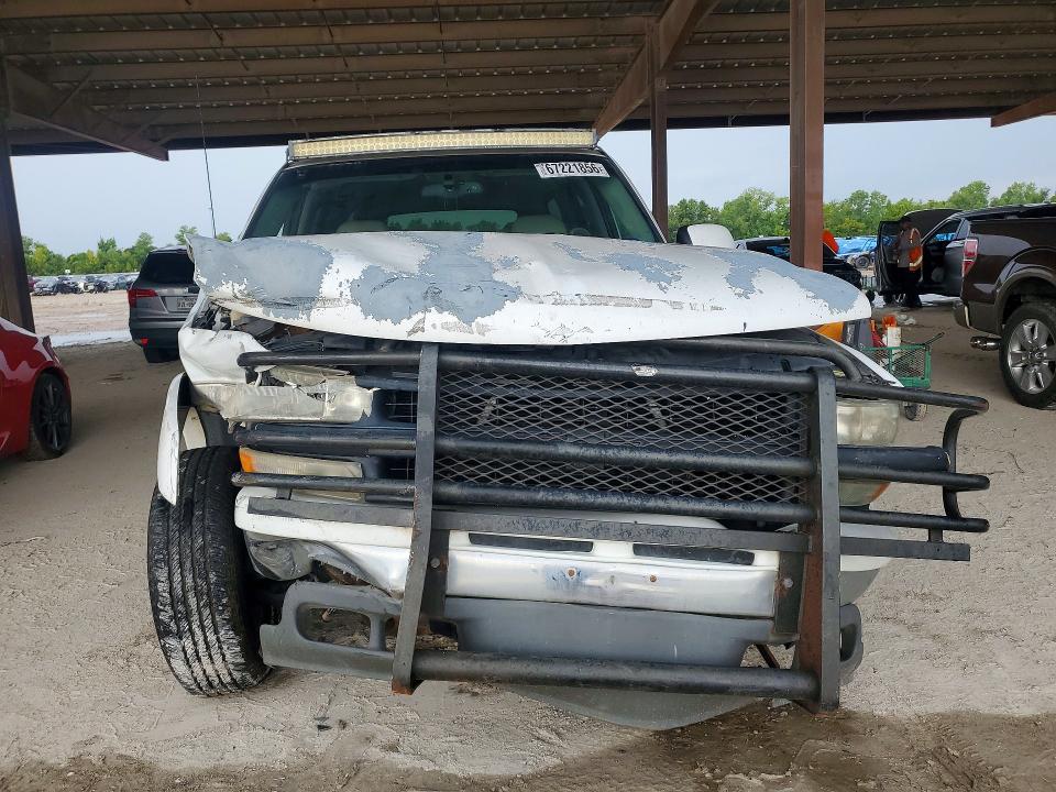 Photo 5 from auction – 2001 CHEVROLET SUBURBAN with VIN 1GNFK16TX1J278595