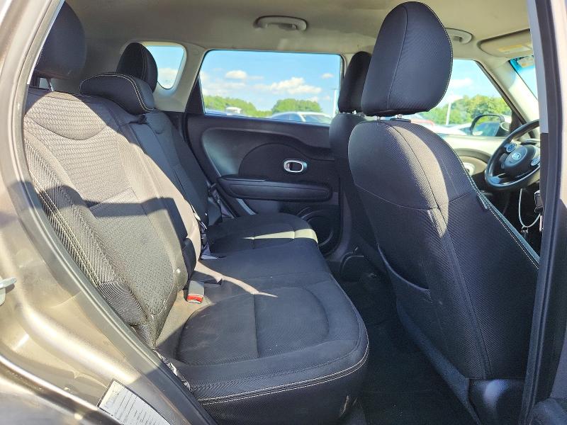 Photo 10 from auction – 2016 KIA SOUL with VIN KNDJP3A50G7323591