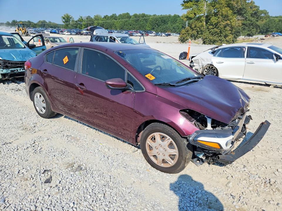Photo 4 from auction – 2017 KIA FORTE with VIN 3KPFK4A77HE144042