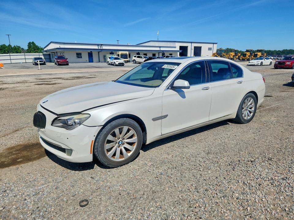 2010 BMW 750 - Търг №67835926