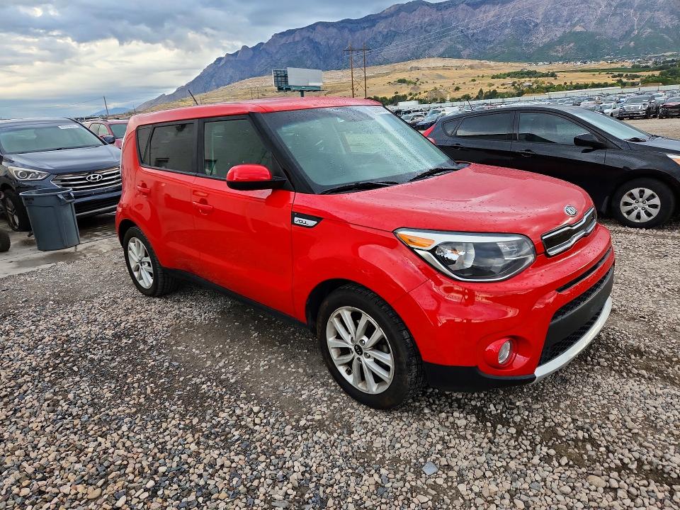 Photo 4 from auction – 2017 KIA SOUL with VIN KNDJP3A58H7465365