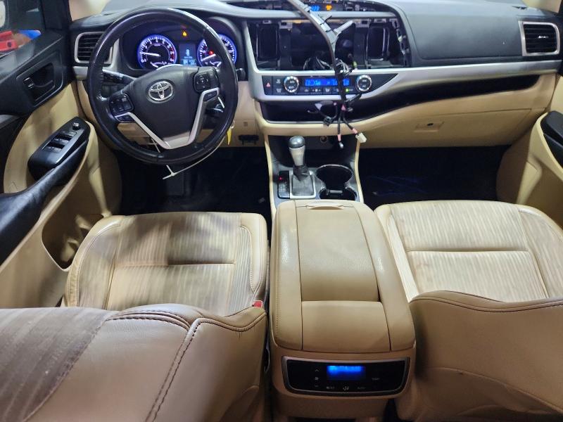 Снимка 8 от търг – 2015 TOYOTA HIGHLANDER с VIN 5TDZKRFH9FS083310