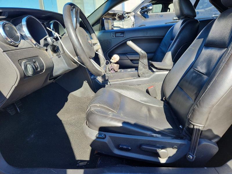 Photo 7 from auction – 2005 FORD MUSTANG with VIN 1ZVFT84N255242866