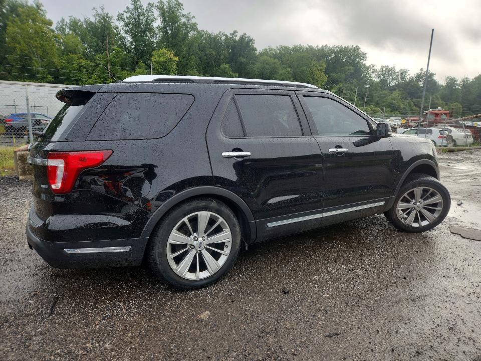 Photo 3 from auction – 2018 FORD EXPLORER with VIN 1FM5K8FH6JGA45184