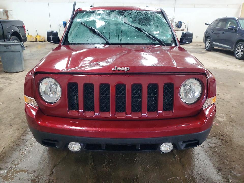 Photo 5 from auction – 2016 JEEP PATRIOT with VIN 1C4NJPFB3GD678054