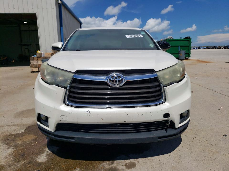Снимка 5 от търг – 2016 TOYOTA HIGHLANDER с VIN 5TDZKRFH7GS183701