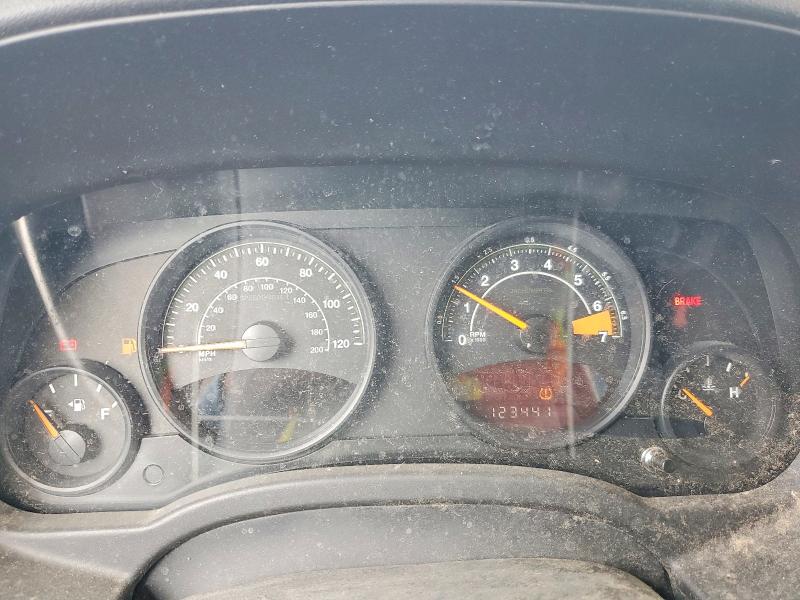 Photo 9 from auction – 2015 JEEP PATRIOT with VIN 1C4NJRBB5FD176419