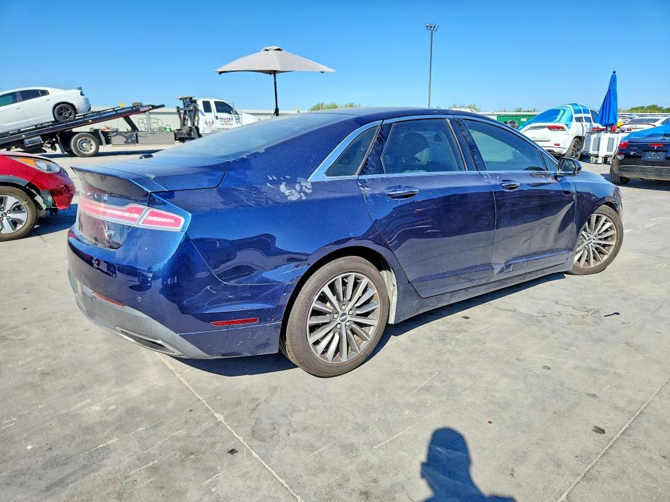 Zdjęcie 3 z aukcji – 2017 LINCOLN MKZ z VIN 3LN6L5A93HR665784