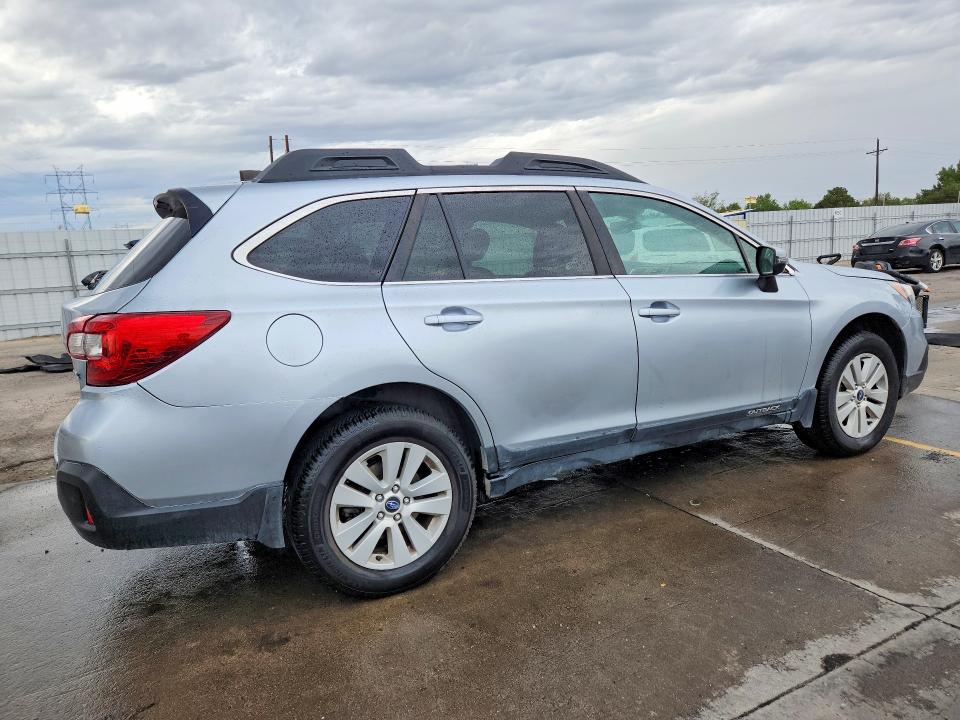 Photo 3 from auction – 2017 SUBARU OUTBACK with VIN 4S4BSAFC4H3228549