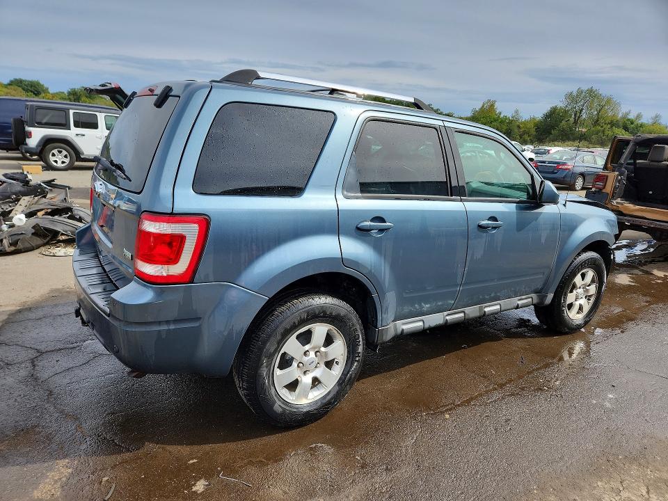 Photo 3 from auction – 2012 FORD ESCAPE with VIN 1FMCU9EG2CKA41231