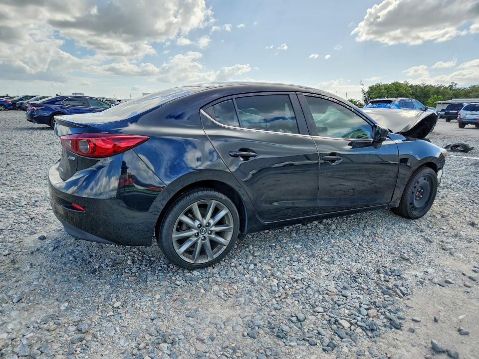 Photo 3 from auction – 2018 MAZDA 3 with VIN 3MZBN1V39JM168542
