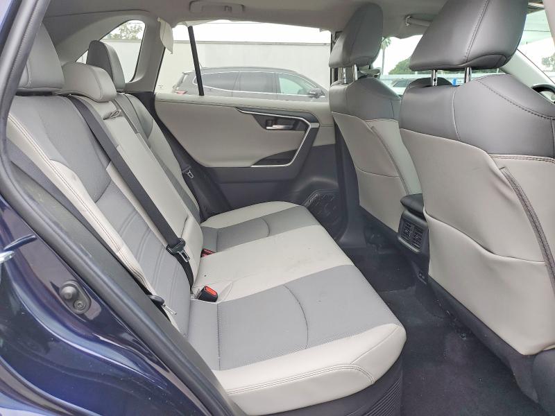 صورة رقم 11 من المزاد - 2022 TOYOTA RAV4 مع VIN 4T3D6RFV0NU086503