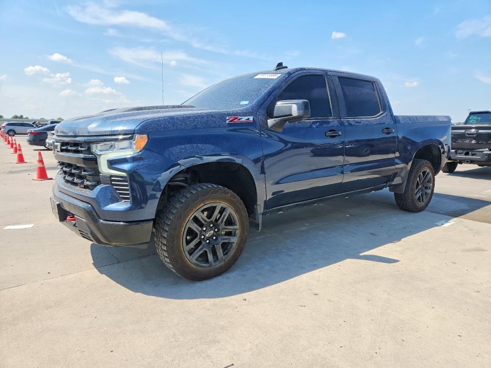 CHEVROLET SILVERADO 2022 with VIN 3GCUDFEDXNG677693 - Photo from auction