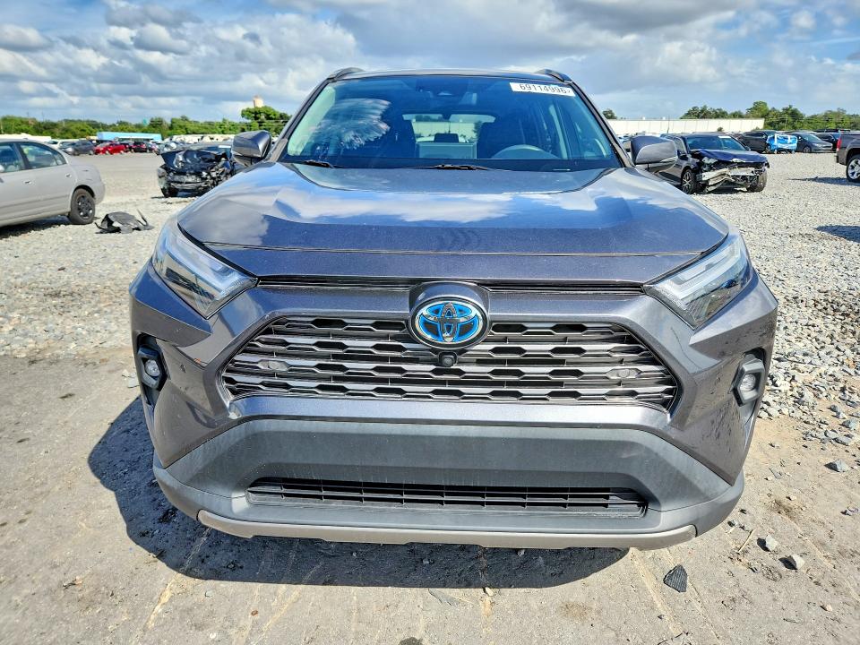 Photo 5 from auction – 2022 TOYOTA RAV4 with VIN 4T3D6RFV5NU078414
