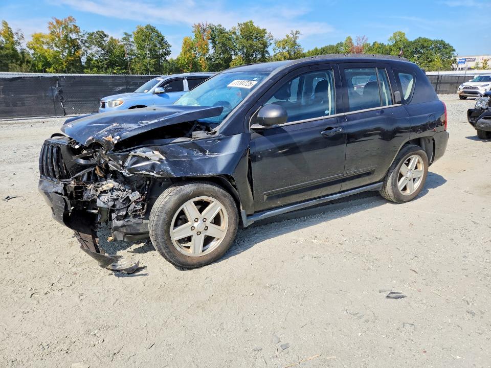 Снимка 1 от търг – 2010 JEEP COMPASS с VIN 1J4NT4FBXAD553725