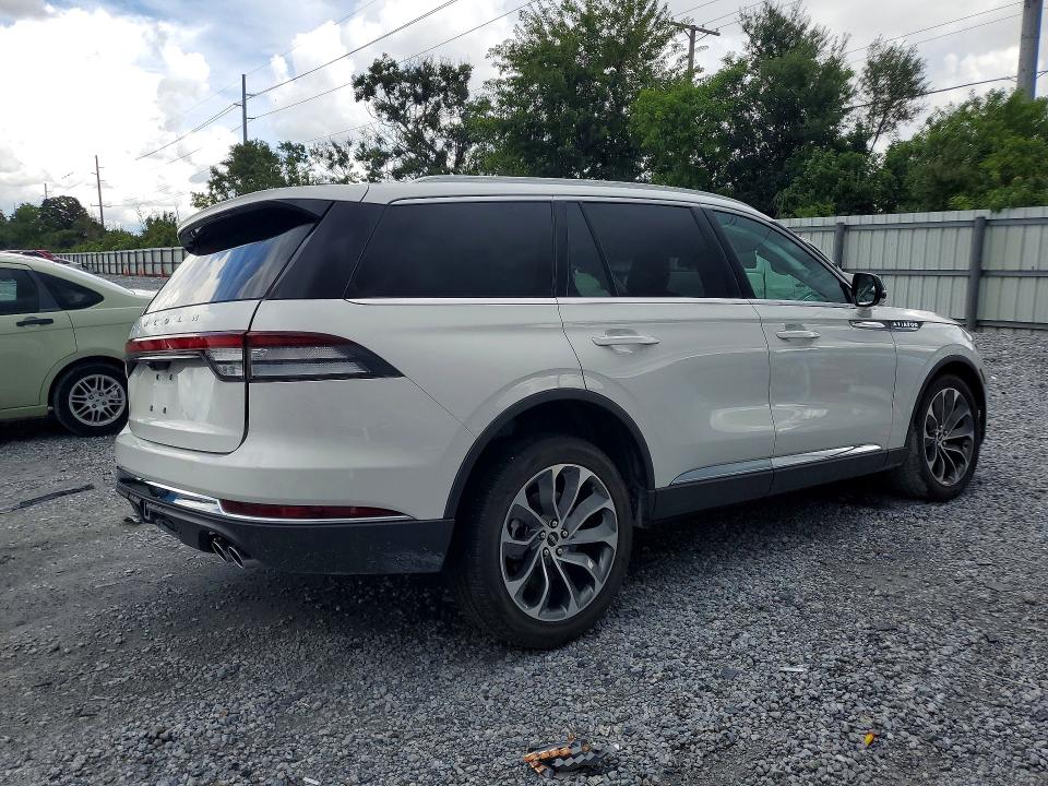 Photo 3 from auction – 2025 LINCOLN AVIATOR with VIN 5LM5J7WC6SGL16387