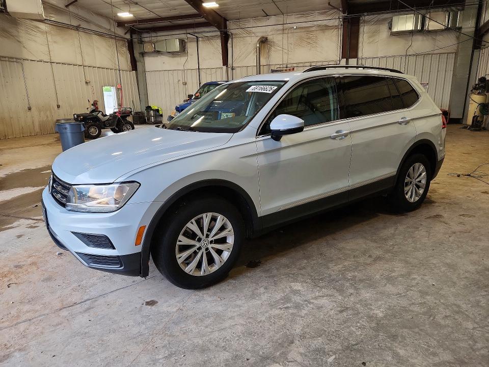 VOLKSWAGEN TIGUAN 2018 с VIN 3VV2B7AX4JM114140 - Снимка от търг