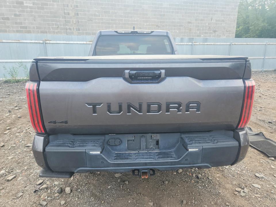 Снимка 6 от търг – 2024 TOYOTA TUNDRA с VIN 5TFWA5EC1RX033617