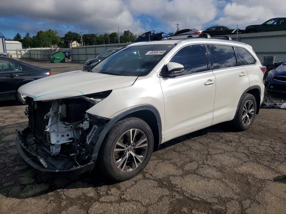 2016 TOYOTA HIGHLANDER - Търг №68586166