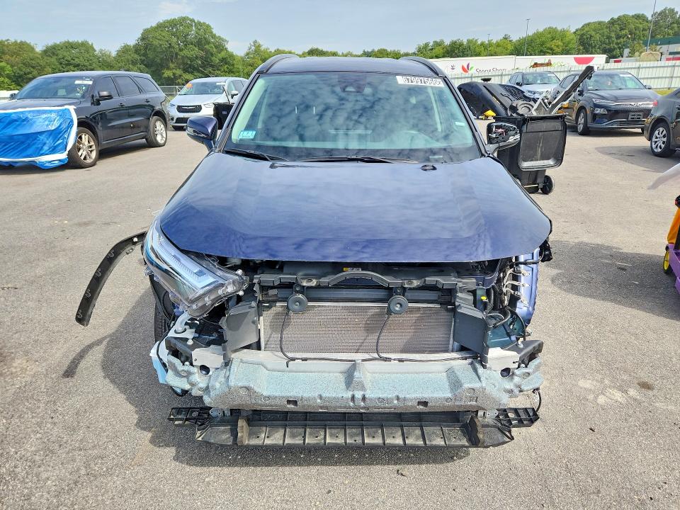Photo 5 from auction – 2025 TOYOTA RAV4 with VIN 2T3P1RFV4SW564204